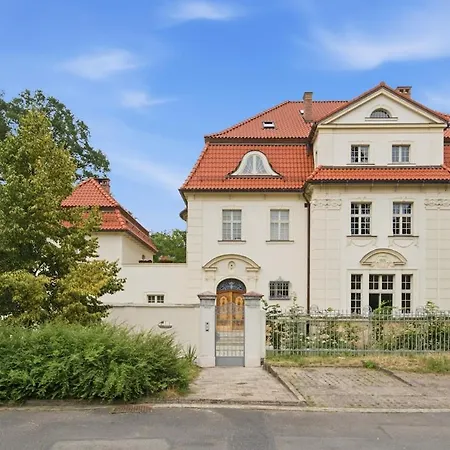 Meinecke - 2 'olympic Stadium' Appartement *